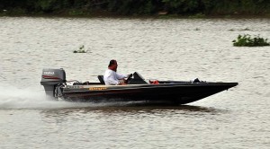 เทคนิคการขับเรือ Bassboat | Thai Boat Club